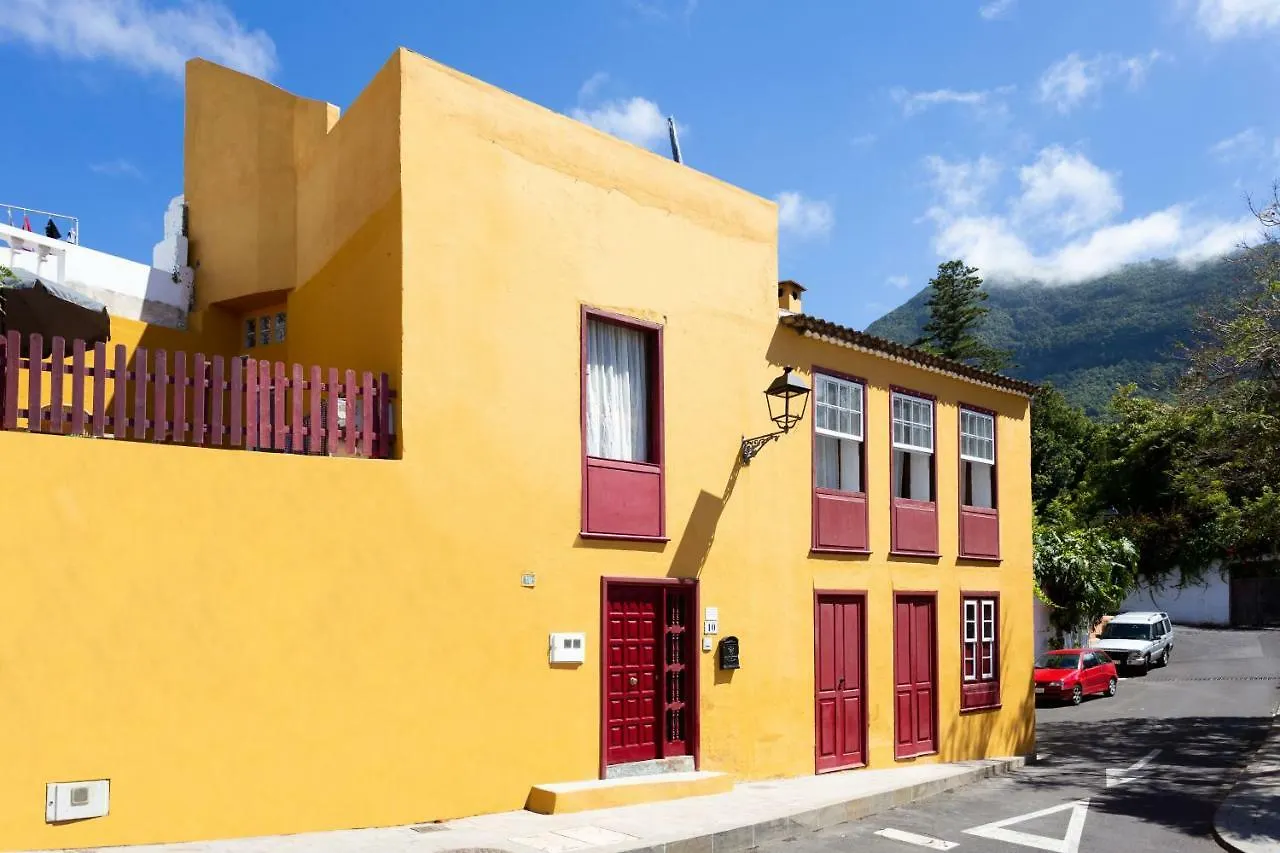 Canarian House With Views And Pool Los Realejos